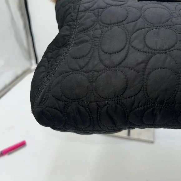 Coach Vintage Black Quilted Fur Trimmed Shoulder Bag Hobo Purse - Picture 13 of 16